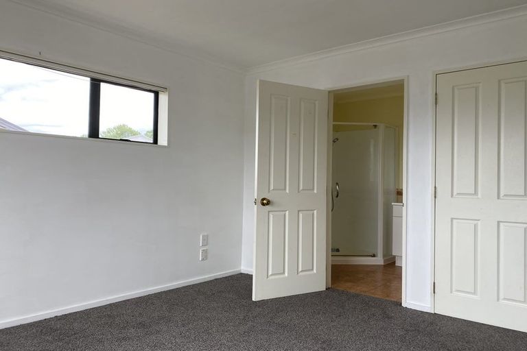 Photo of property in 227 Triangle Road, Massey, Auckland, 0614