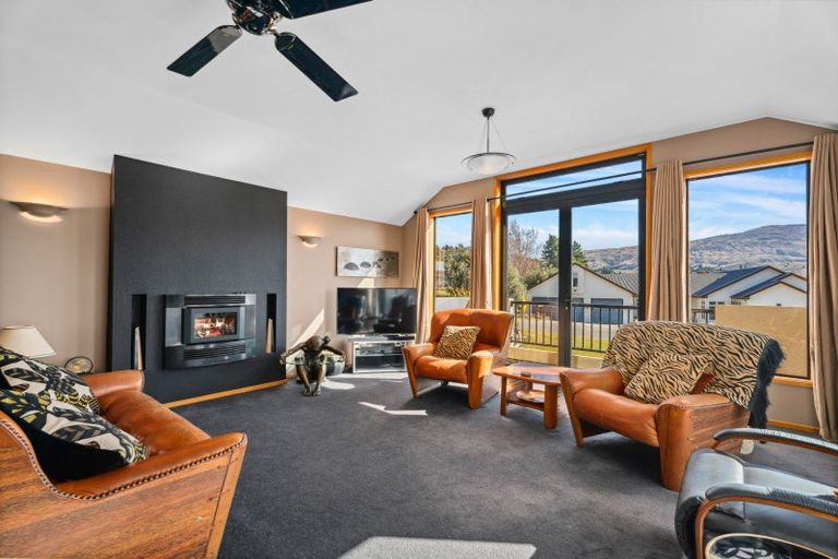 Photo of property in 52 The Dunes, Cromwell, 9310