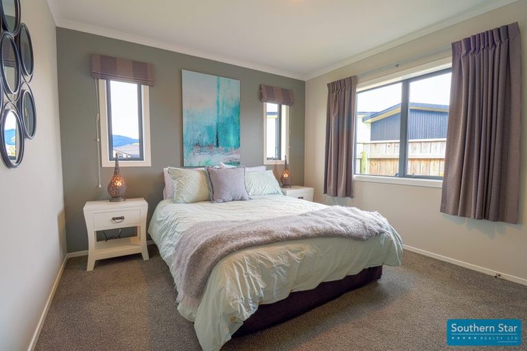 Photo of property in 38 San Priamo Place, Paraparaumu Beach, Paraparaumu, 5032