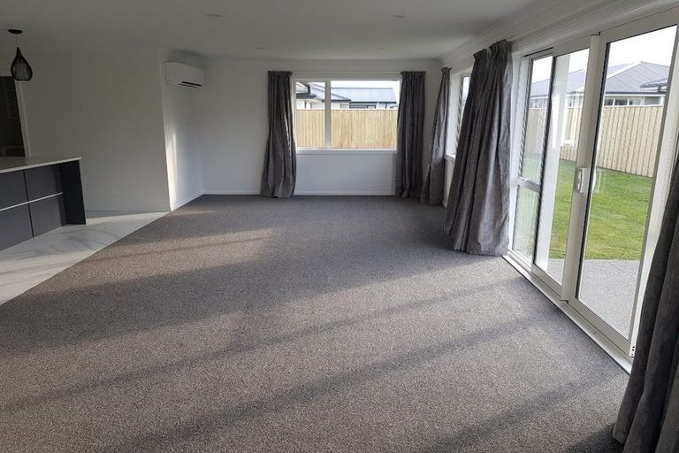 Photo of property in 14 Hickmott Street, Rangiora, 7400