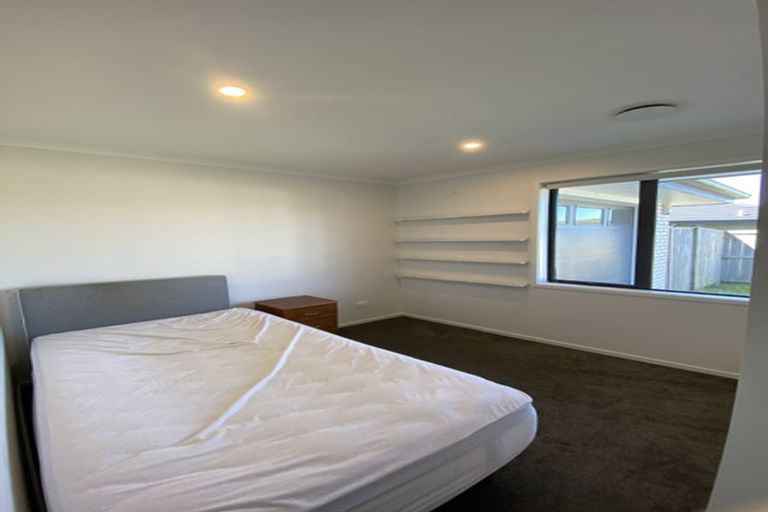 Photo of property in 8 Edward Pope Lane, Pokeno, 2402