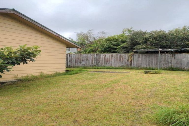 Photo of property in 2a Lauderdale Road, Birkdale, Auckland, 0626