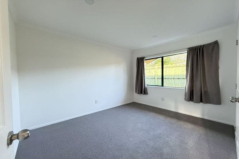 Photo of property in 44 Princeton Parade, Albany, Auckland, 0632