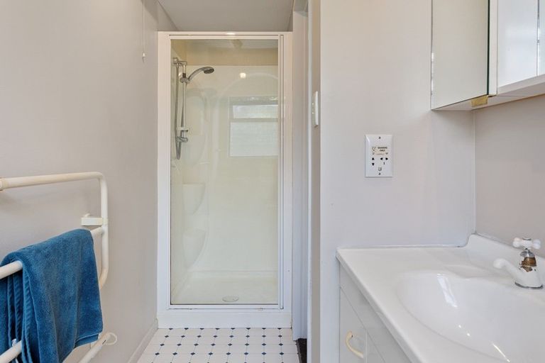 Photo of property in 6 Grove Place, Rangiora, 7400