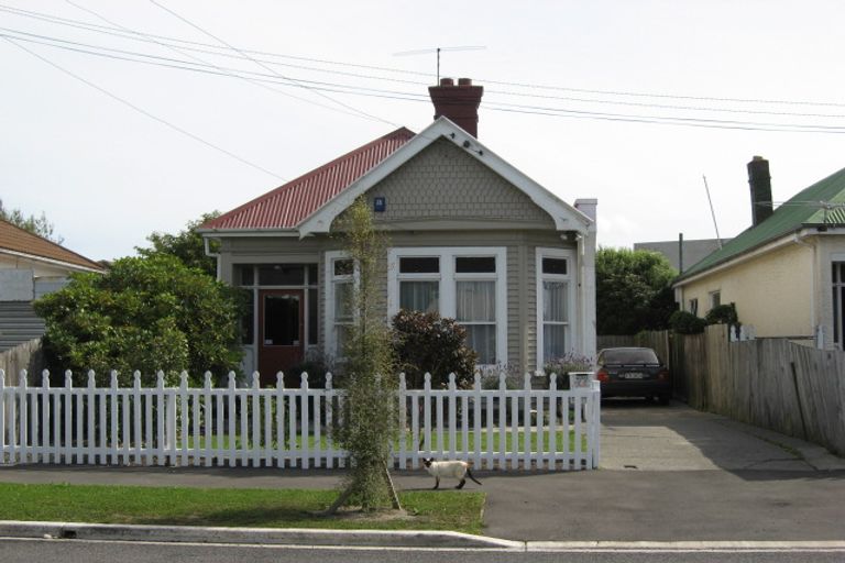 Photo of property in 77 Osborne Street, Waltham, Christchurch, 8011