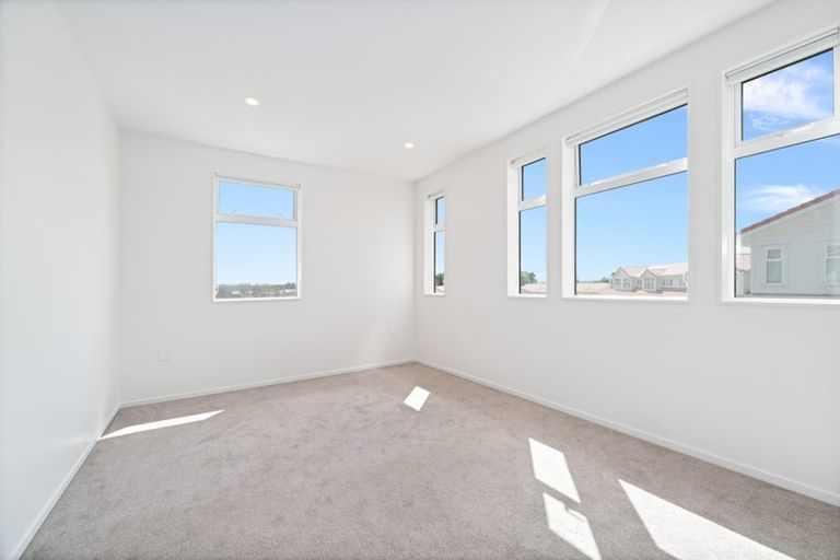 Photo of property in 42 Whautapu Court, Avondale, 1026