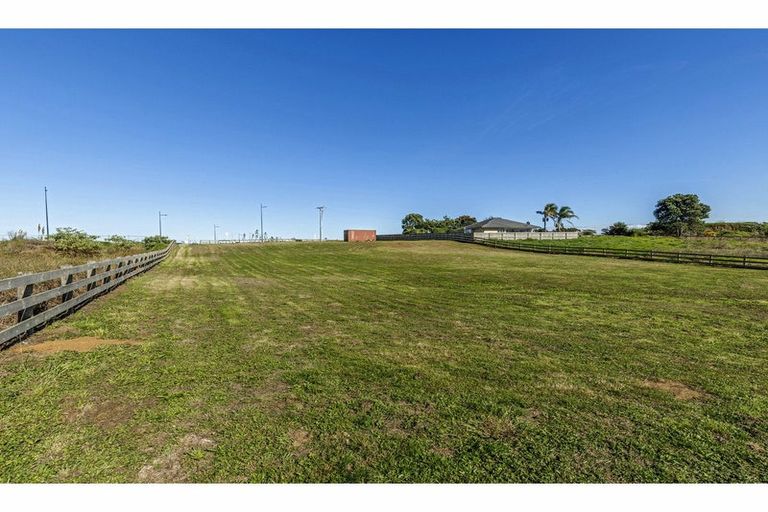 Photo of property in 36a Dyke Road, Karaka, Papakura, 2580