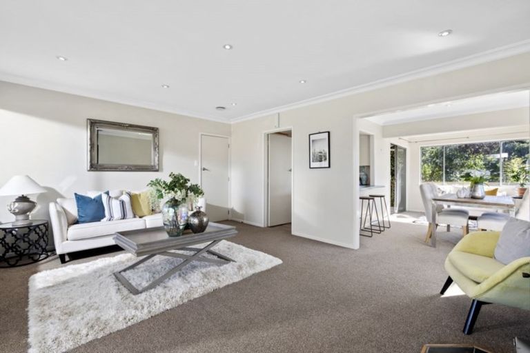 Photo of property in 4 Sudan Avenue, Milford, Auckland, 0620