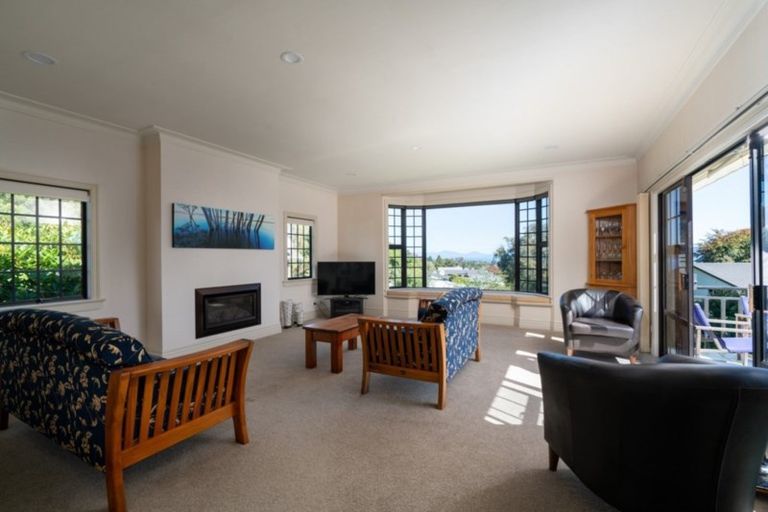 Photo of property in 63 Shepherd Road, Waipahihi, Taupo, 3330