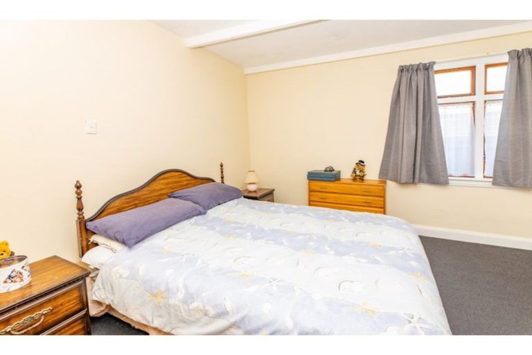 Photo of property in 23 Estuary Road, New Brighton, Christchurch, 8061