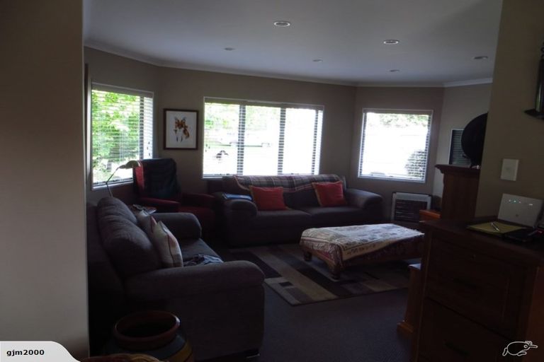 Photo of property in 37 Carlyle Street, Leamington, Cambridge, 3432