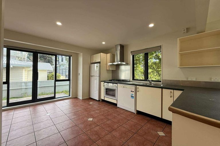 Photo of property in 143-145 Ghuznee Street, Te Aro, Wellington, 6011