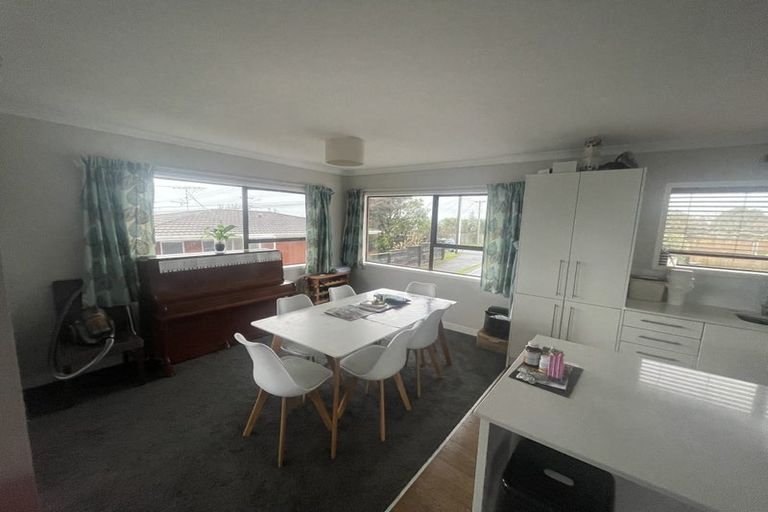Photo of property in 32 Coronation Road, Hillcrest, Auckland, 0627