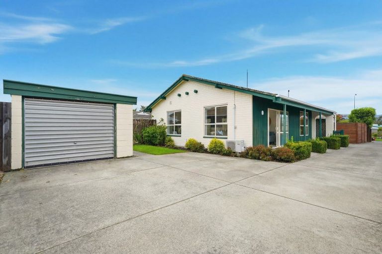 Photo of property in 2/111 Kaiwara Street, Hoon Hay, Christchurch, 8025