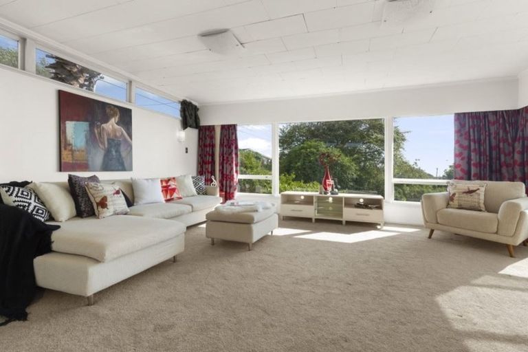 Photo of property in 120 Sunrise Avenue, Mairangi Bay, Auckland, 0630