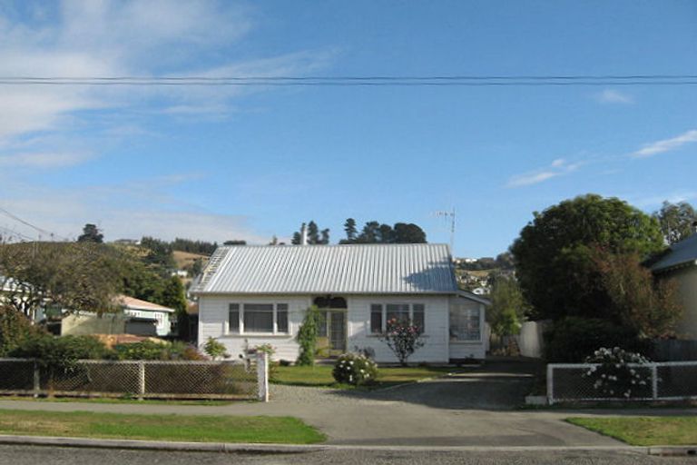 Photo of property in 8 Lea Street, Oamaru North, Oamaru, 9400