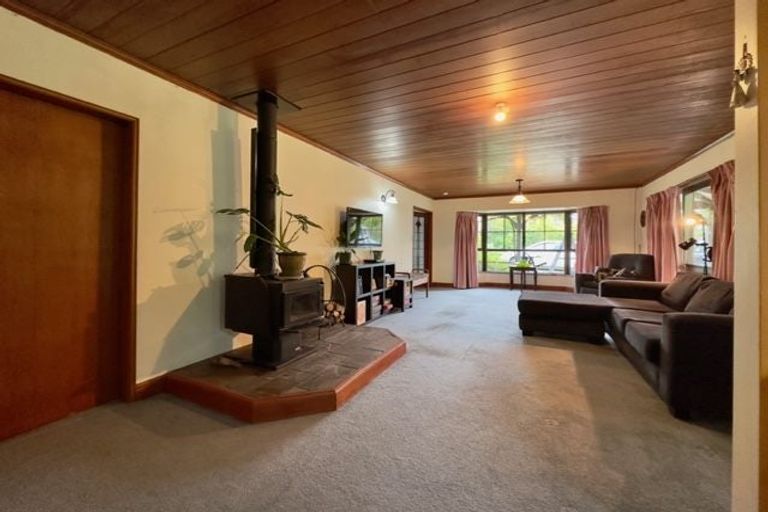 Photo of property in 21 Siska Place, Upper Riccarton, Christchurch, 8041