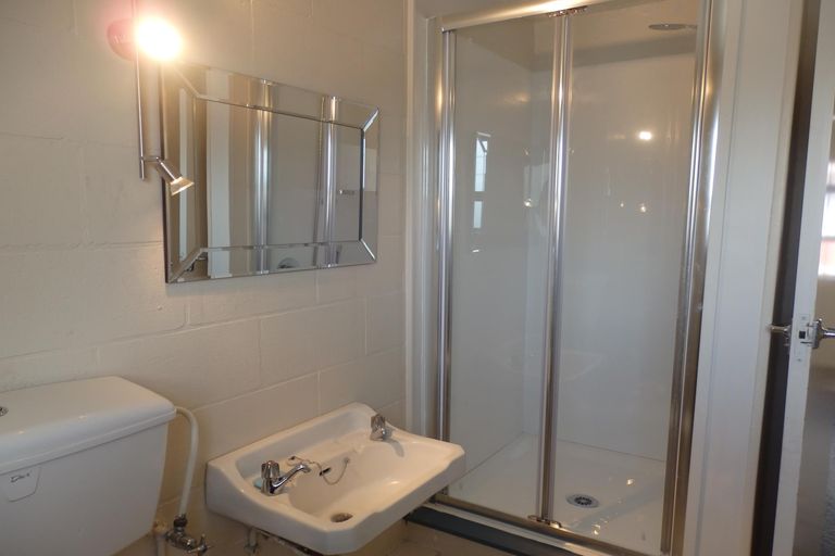 Photo of property in 7/14 Thornton Road, Cambridge, 3434