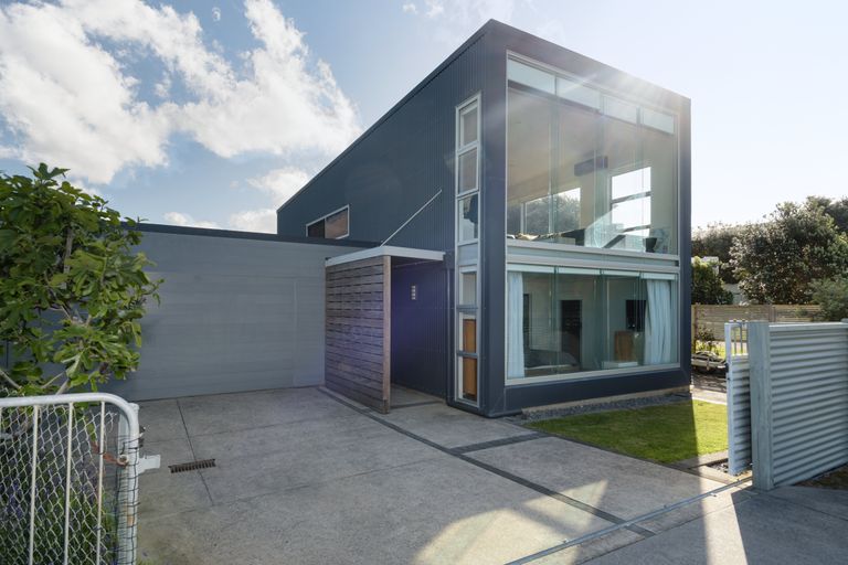 Photo of property in 1340 Papamoa Beach Road, Papamoa Beach, Papamoa, 3118