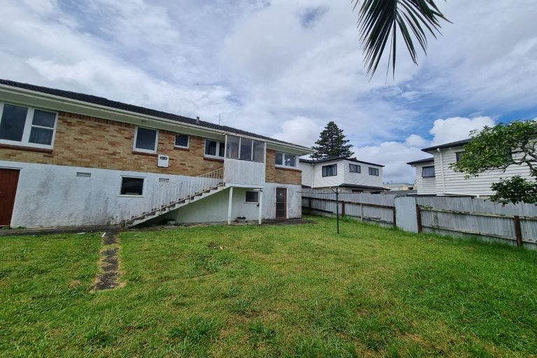 Photo of property in 11 Richards Avenue, Papatoetoe, Auckland, 2025