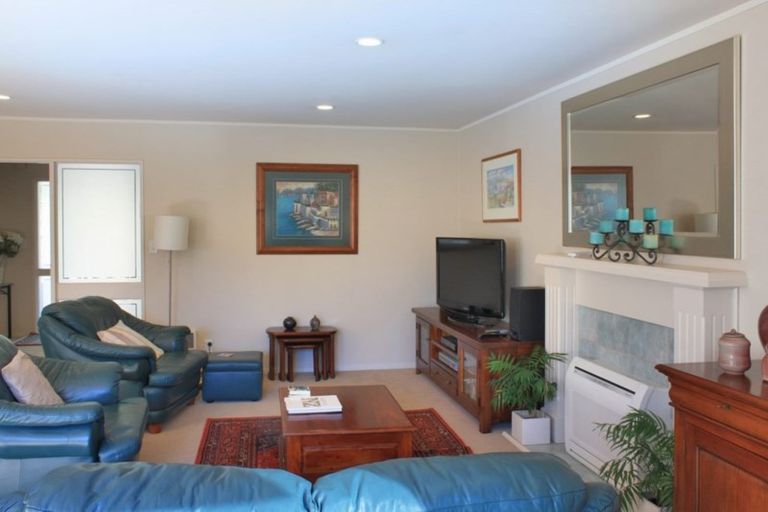 Photo of property in 2/232 Kepa Road, Mission Bay, Auckland, 1071