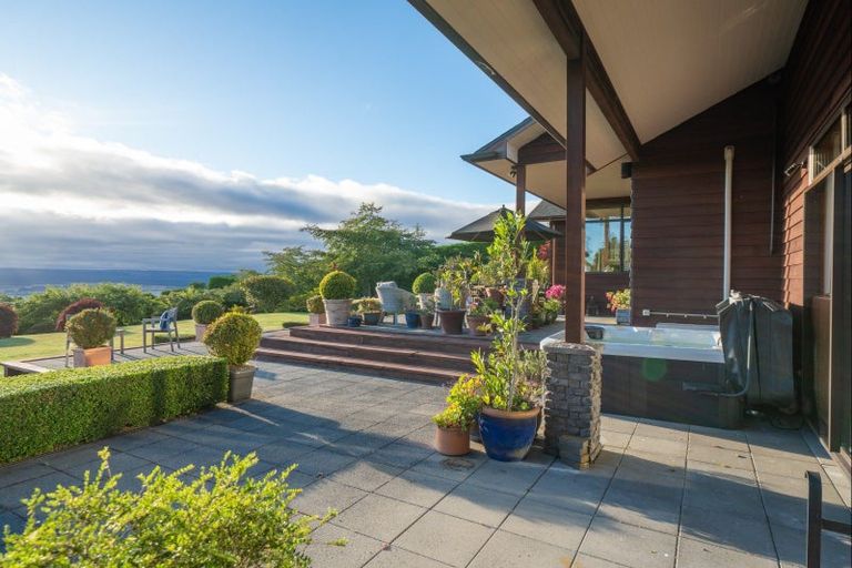 Photo of property in 48 Blue Ridge Drive, Acacia Bay, Taupo, 3385