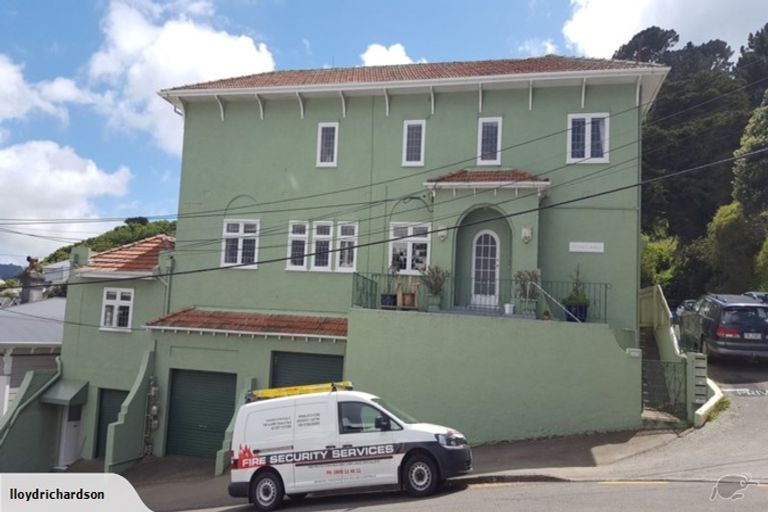 Photo of property in 105 Majoribanks Street, Mount Victoria, Wellington, 6011