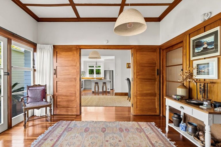 Photo of property in 117 Priestley Terrace, Bluff Hill, Napier, 4110