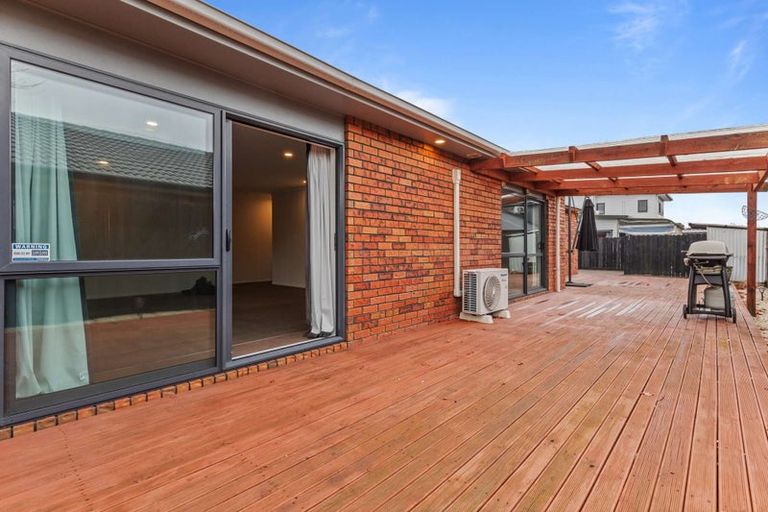 Photo of property in 28 Carroll Place, Owhata, Rotorua, 3010