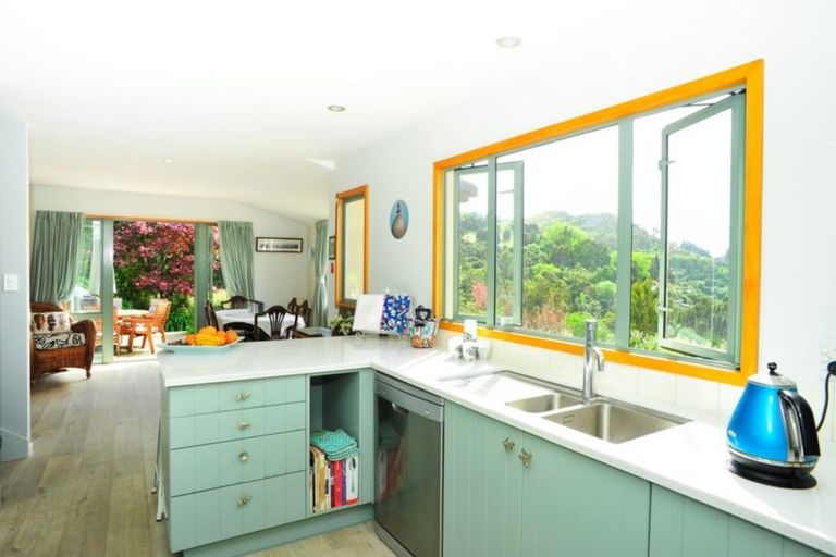 Photo of property in 8 Main Road, Governors Bay, Lyttelton, 8971