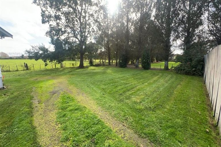 Photo of property in 28 Pukeroa Place, Papakura, 2110