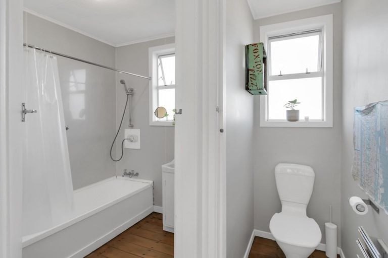 Photo of property in 110 Park Avenue, Waitarere Beach, Levin, 5510