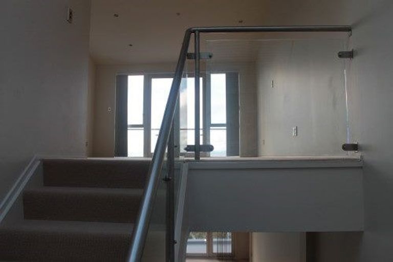 Photo of property in 20 Thane Road, Roseneath, Wellington, 6011