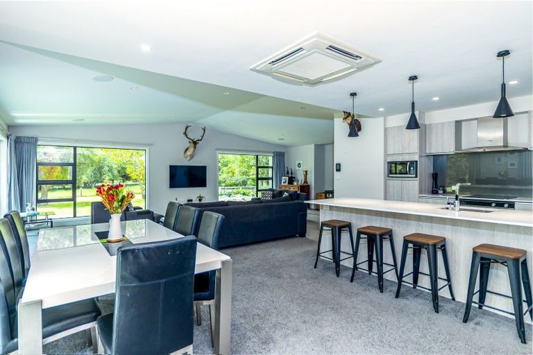 Photo of property in 222 Gleniti Road, Gleniti, Timaru, 7974