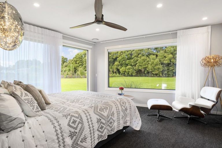 Photo of property in 20 Lancewood Way, Kinloch, Taupo, 3377