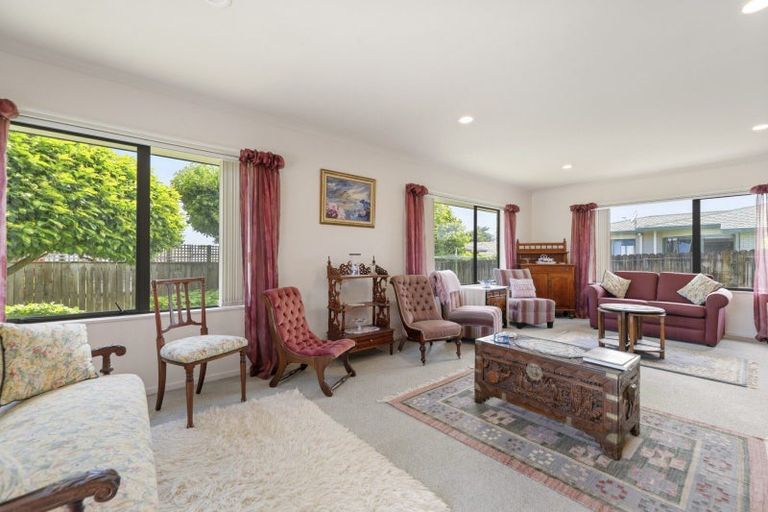 Photo of property in 7 Burnt Oak Drive, Pyes Pa, Tauranga, 3112