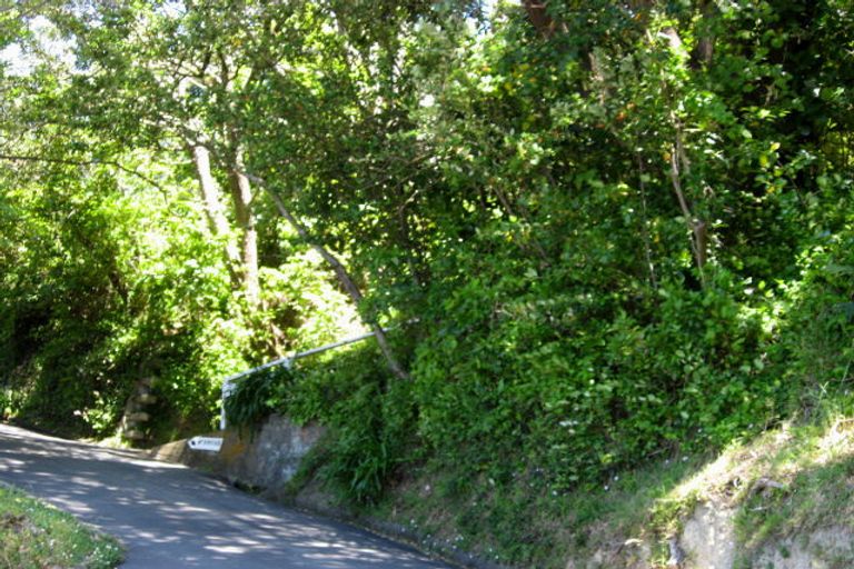 Photo of property in 23 Homebush Road, Khandallah, Wellington, 6035