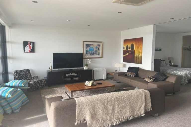 Photo of property in 205/7 Humber Street, Pandora, Napier, 4110