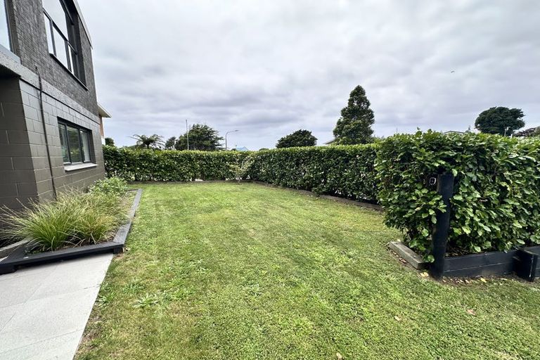 Photo of property in 20 Tiverton Crescent, Whalers Gate, New Plymouth, 4310