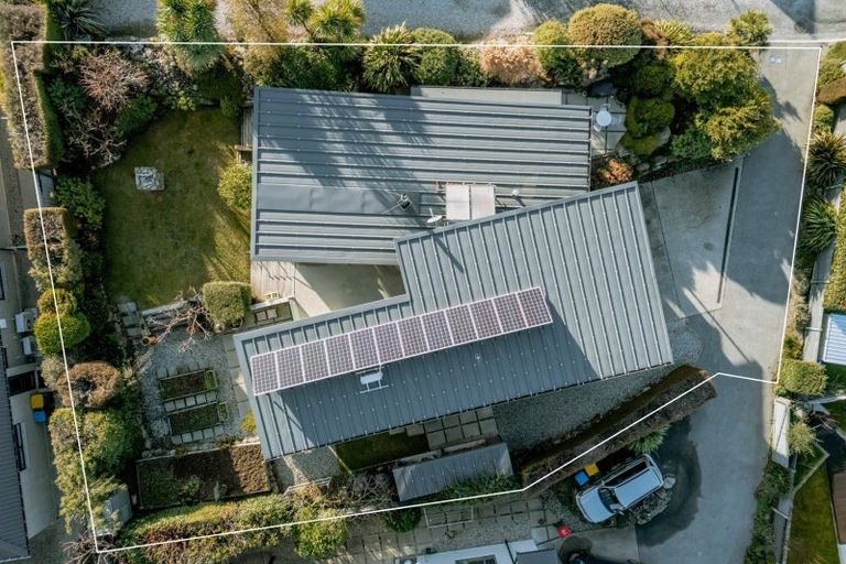 Photo of property in 187 Stone Street, Wanaka, 9305