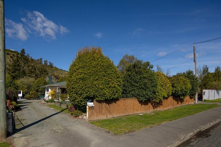 Photo of property in 132 Lord Rutherford Road South, Brightwater, 7022