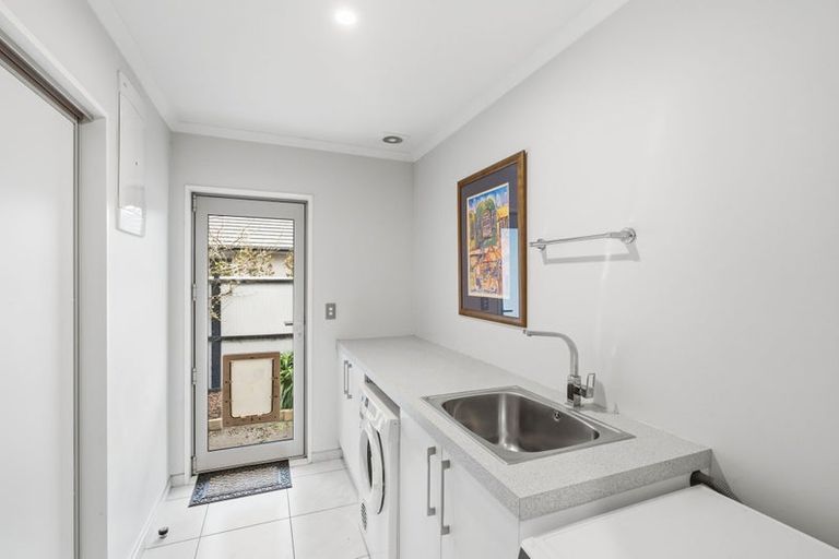 Photo of property in 345 Estuary Road, South New Brighton, Christchurch, 8062