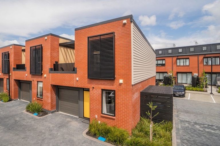 Photo of property in 18 Kerewhenua Crescent, Hobsonville, Auckland, 0616