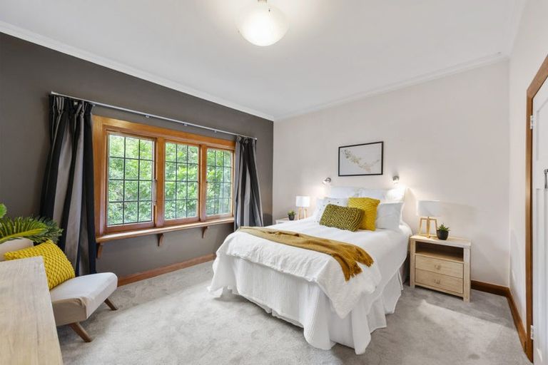 Photo of property in 17 Torwood Road, Khandallah, Wellington, 6035