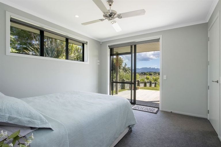 Photo of property in 13 Riverside Place, Katikati, 3129