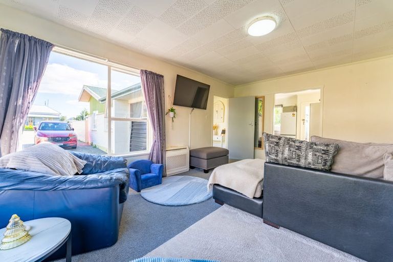 Photo of property in 2/318 Church Street, West End, Timaru, 7910