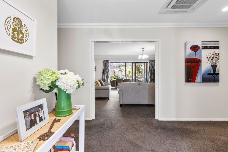 Photo of property in 10g Tupare Place, Highlands Park, New Plymouth, 4312