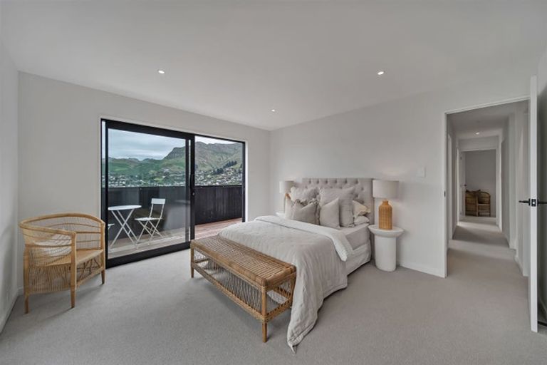 Photo of property in 7 Reserve Terrace, Lyttelton, 8082