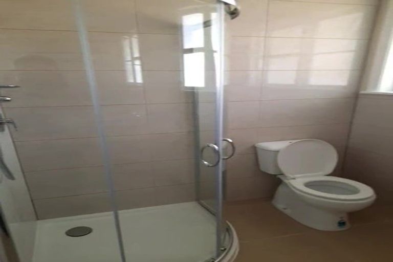 Photo of property in 16 Peck Street, Taita, Lower Hutt, 5011