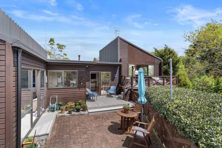 Photo of property in 30 Lastel Place, Shelly Park, Auckland, 2014